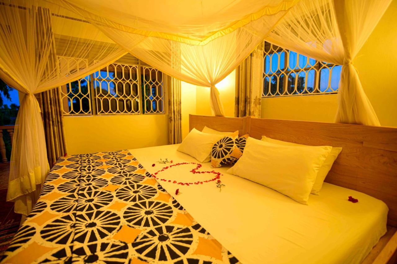 Cycad Entebbe Guest House Exterior foto